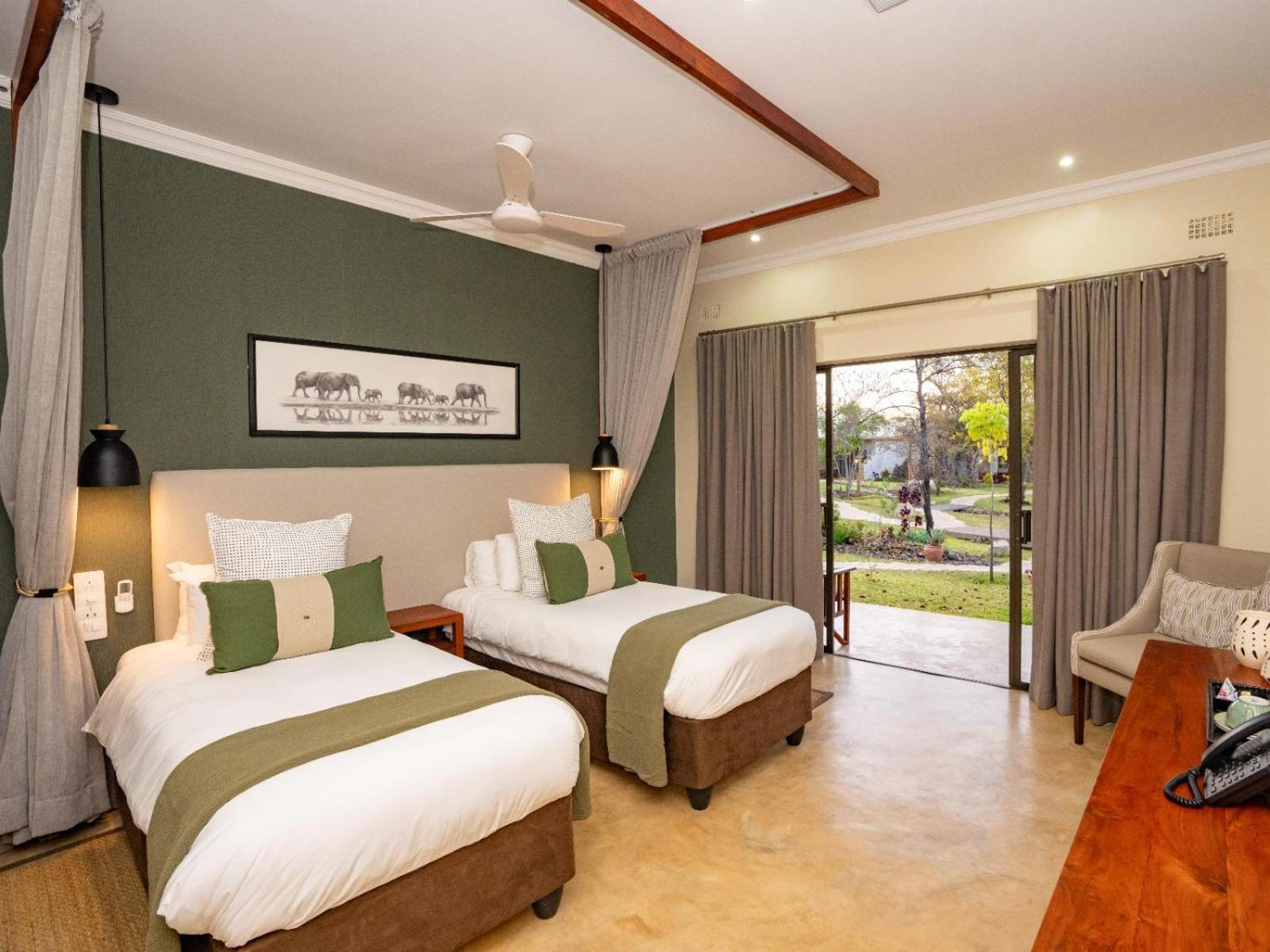 Insika Lodge *